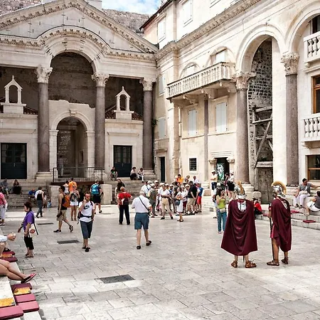 Gæstehus Babina - King & Queen