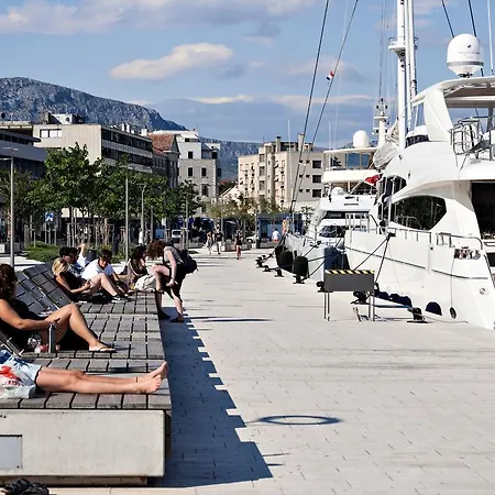 Babina - King & Queen Gostinjska kuća 3*