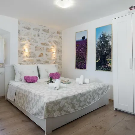 Gostinjska kuća Babina - King & Queen Split