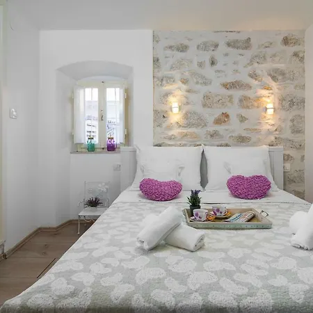 Babina - King & Queen 3*