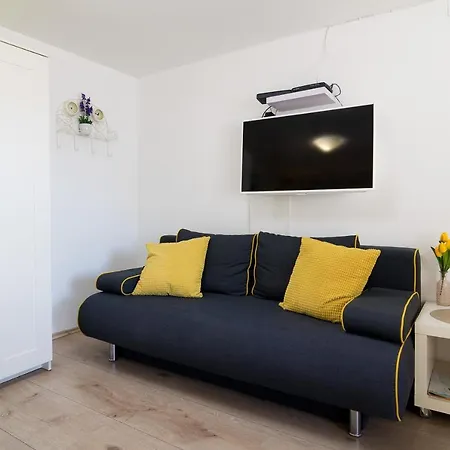 Babina - King & Queen 招待所